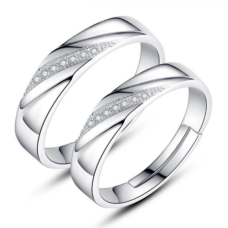 Le Design Unique Des Nouveaux Anneaux De Couple En Argent 925