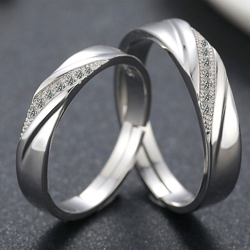 Le Design Unique Des Nouveaux Anneaux De Couple En Argent 925