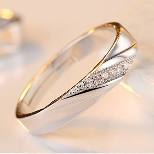 Le Design Unique Des Nouveaux Anneaux De Couple En Argent 925