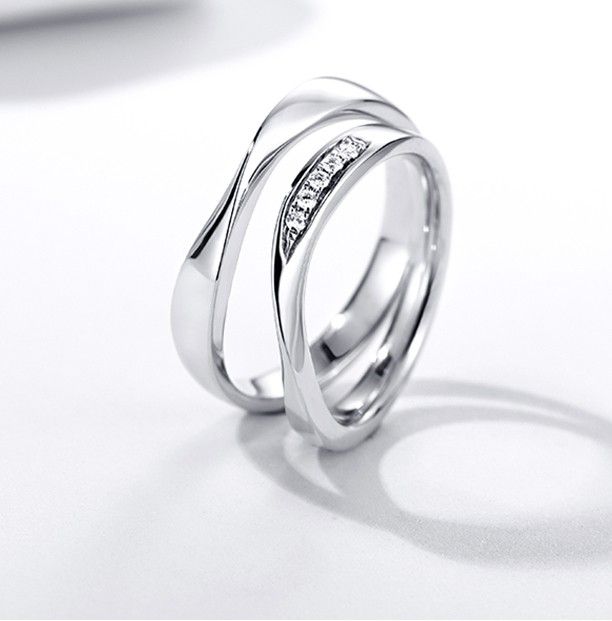 Nouvelle Arrivée 925 En Argent Sterling Mobius Bande Zircon Couple Anneaux