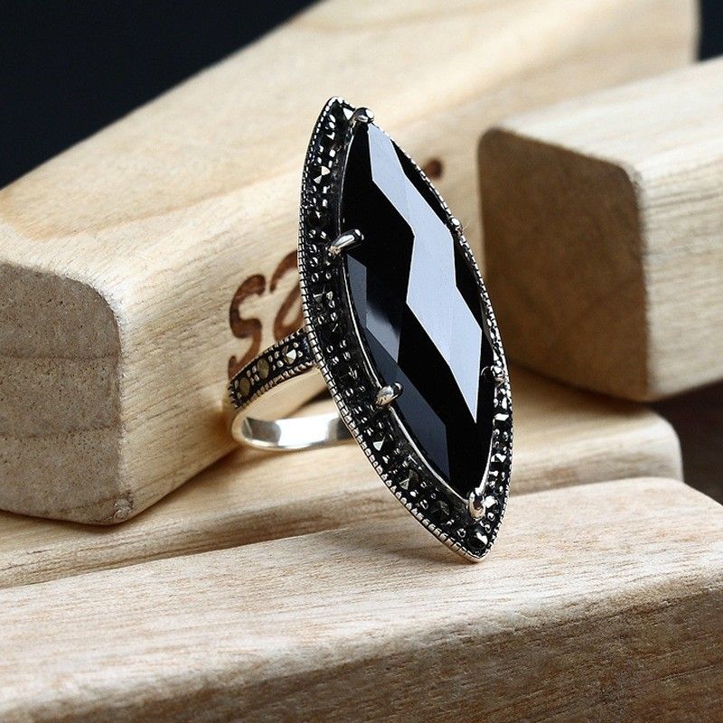 Personnalité Exagérée Dominatrice Bague En Argent Sterling 925 Incrusté Onyx Noir