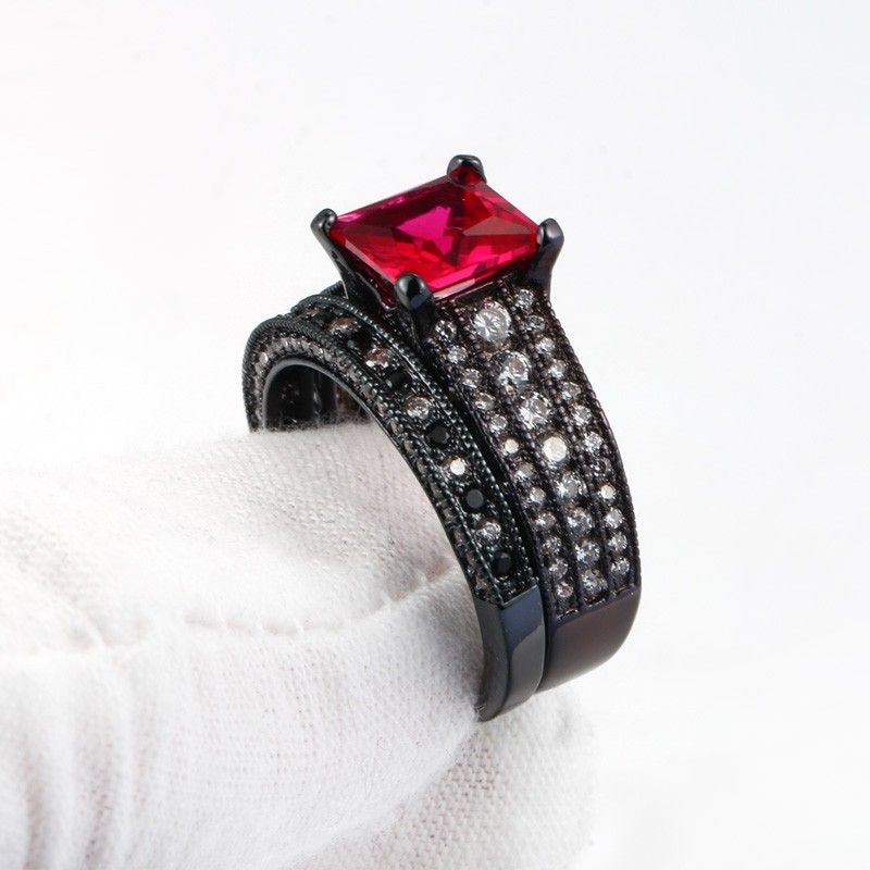 Princesse Cut Rose Red Sapphire 925 Sterling Silver Black Engagement / Wedding Ring Ensemble De Mariée