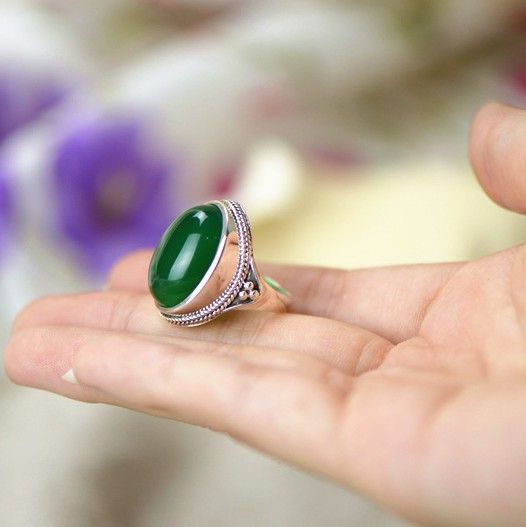 Rétro Haut De Gamme En Argent Sterling 925 Incrusté De Calcédoine Verte Naturelle Grande Bague