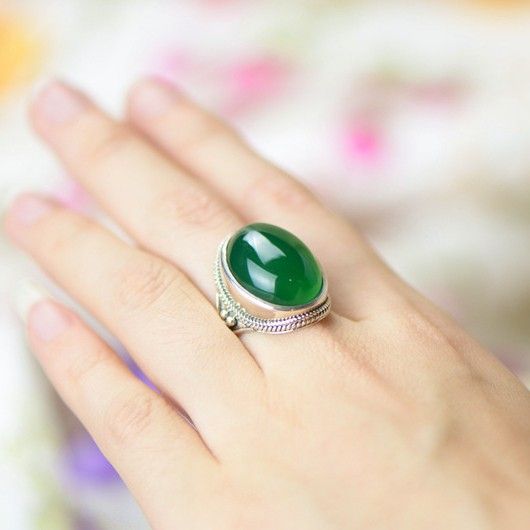 Rétro Haut De Gamme En Argent Sterling 925 Incrusté De Calcédoine Verte Naturelle Grande Bague