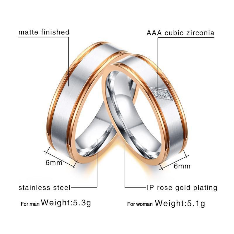 Version Coréenne Des Anneaux De Couple En Acier Au Titane Gravés Sur Le Bord En Or Rose