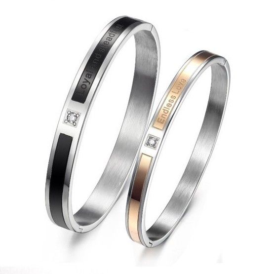 Bracelet De Couples Gravables Bracelet En Acier Au Titane De Vente Chaude Pour Les Amoureux (prix Pour Une Paire)